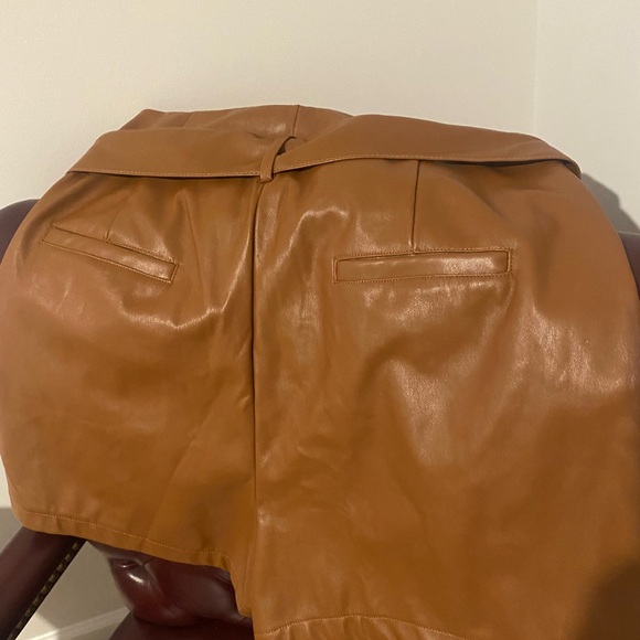 Faux Leather Shorts Size S, Worn Once - Picture 4 of 7